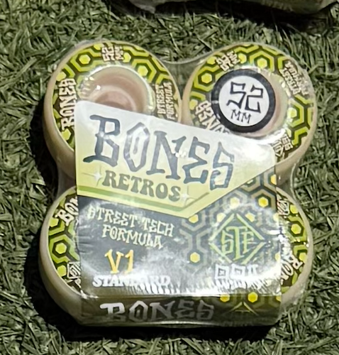 Bones 52mm 99A