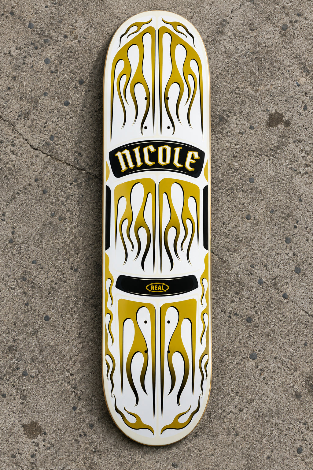 Real skateboard deck Nicole pro model with ember flames
